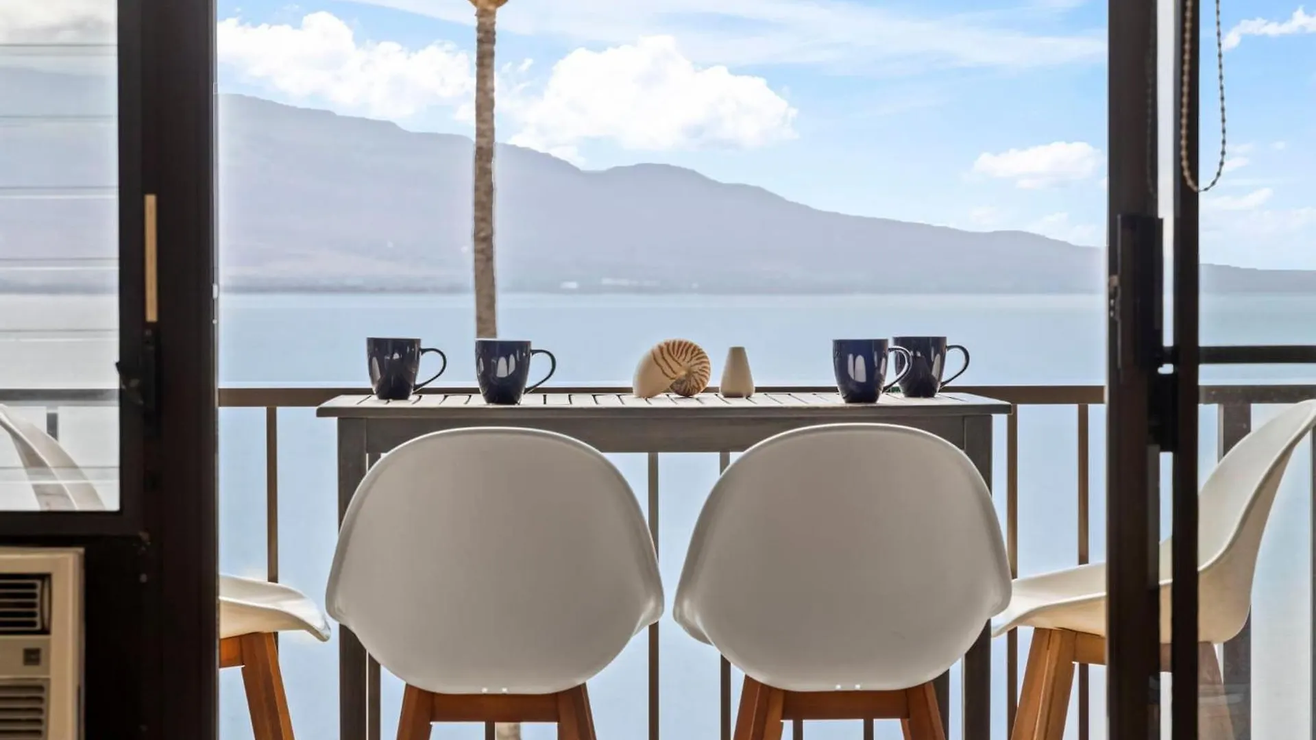 Tatil Evi Oceanfront Condo With Heated Pool Hot Tub & Lanai Wailuku