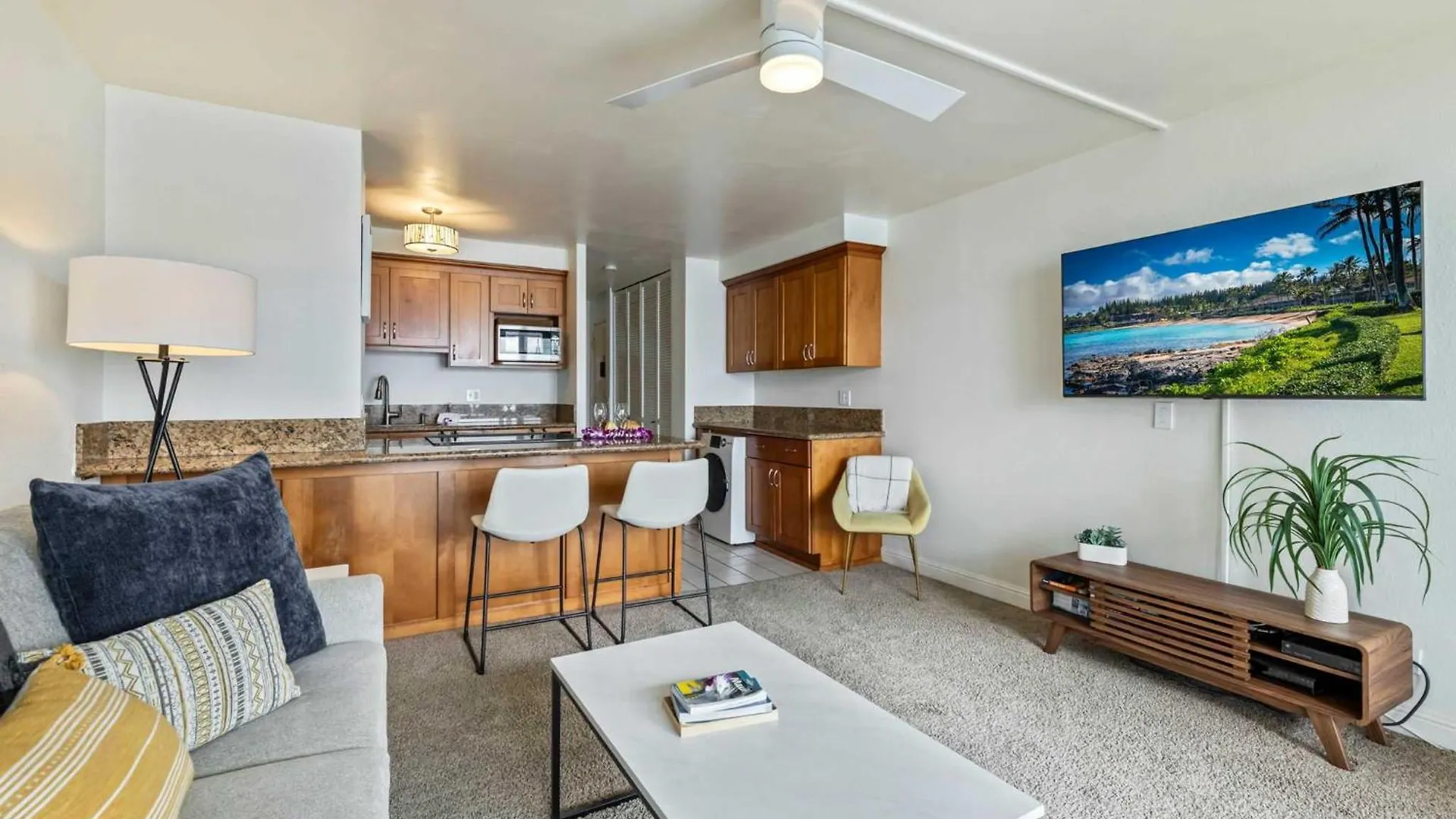 Oceanfront Condo With Heated Pool Hot Tub & Lanai Wailuku 0*,